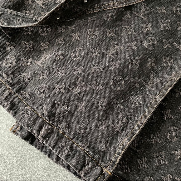 Louis Vuitton denim coat - Picture 8 of 16